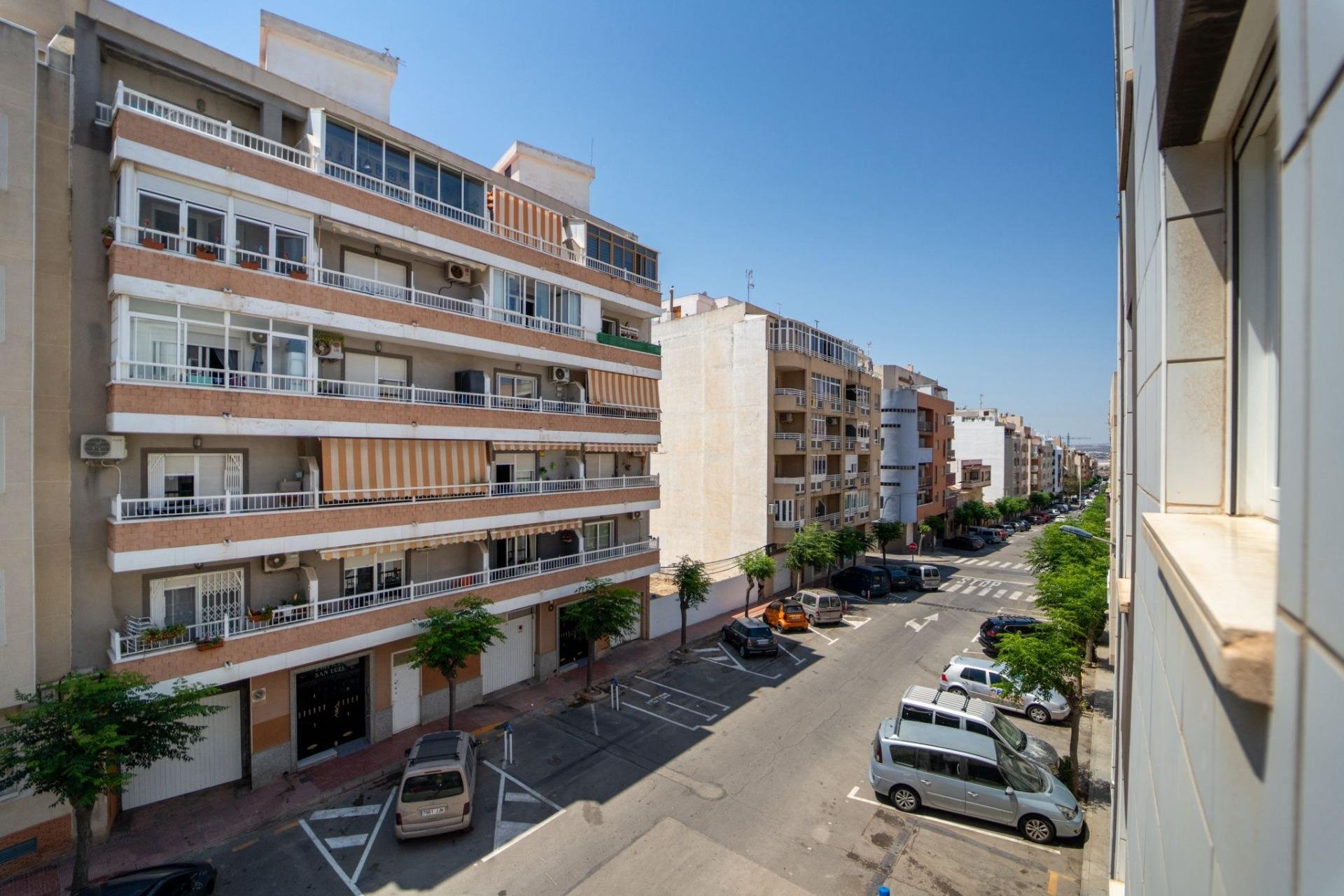Huoneisto Torrevieja, Alicante, Espanja 2 makuuhuonetta, 70 m2 No. 182852