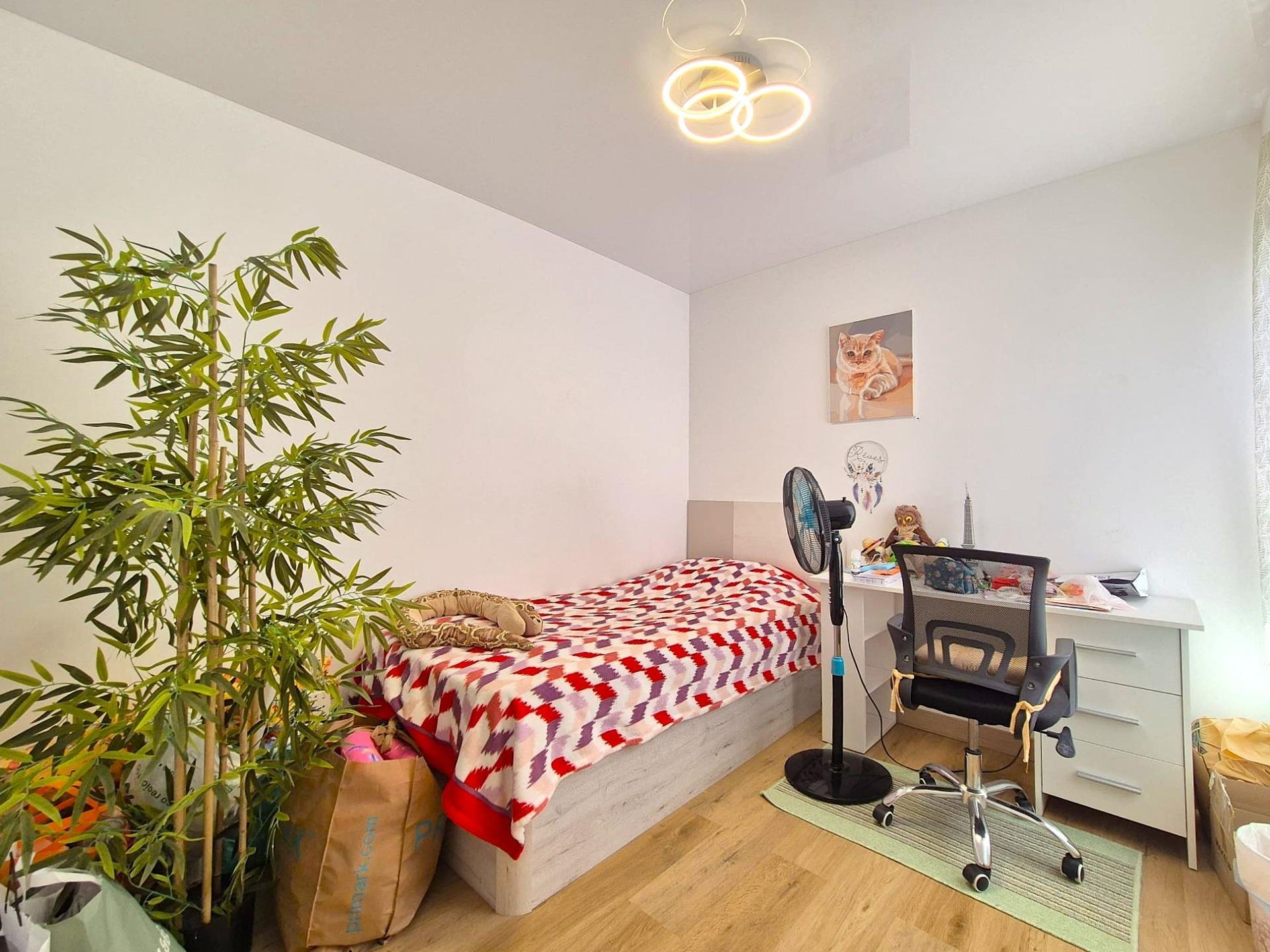 Appartamento a Alicante, Spagna 1 camera da letto, 85 mq. N° 183079