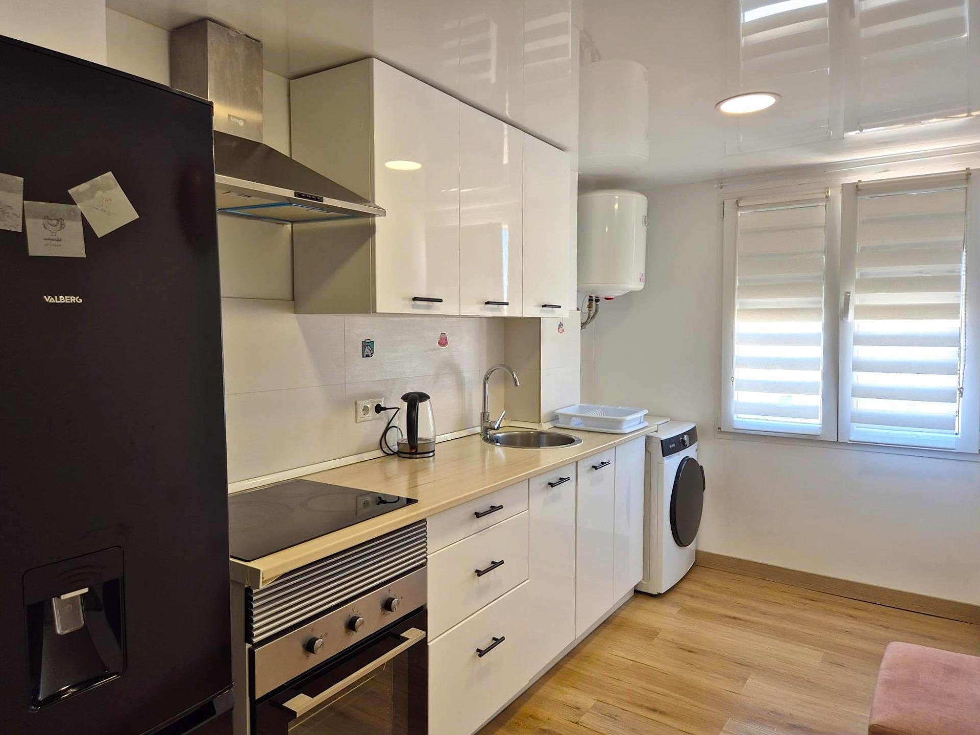 Appartamento a Alicante, Spagna 1 camera da letto, 85 mq. N° 183079