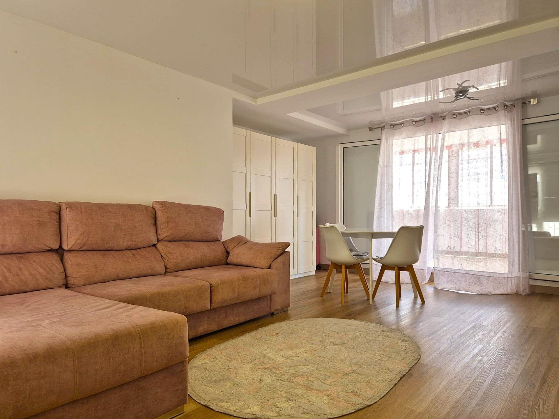Appartamento a Alicante, Spagna 1 camera da letto, 85 mq. N° 183079