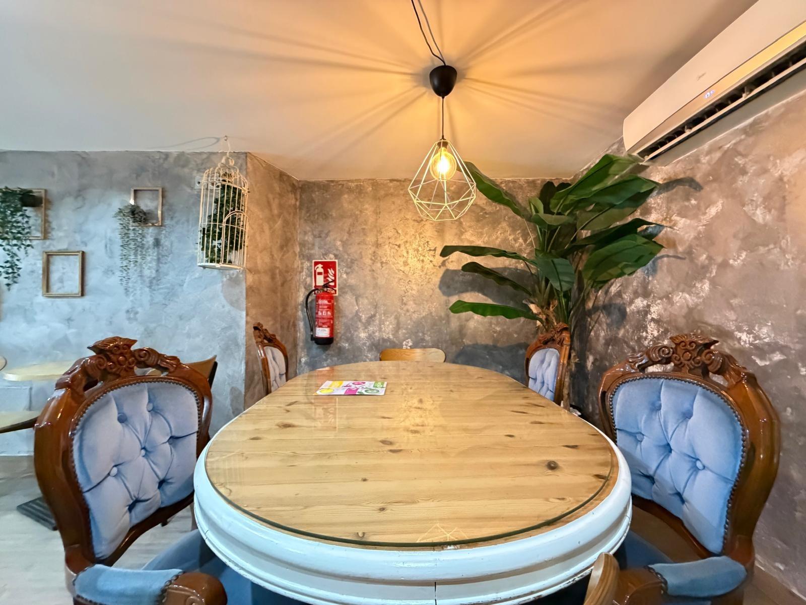 Gewerbeimmobilien in Torrevieja, Alicante, Spanien 150 m2 Nr. 183081