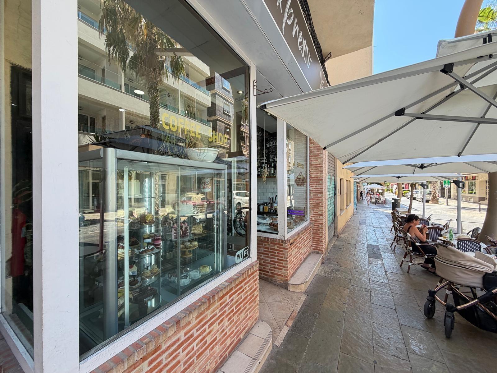 Gewerbeimmobilien in Torrevieja, Alicante, Spanien 150 m2 Nr. 183081
