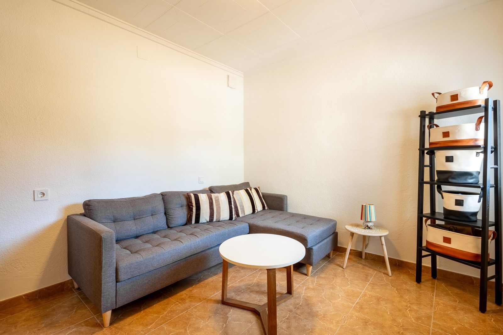 Apartment in Torrevieja, Alicante, Spain 60 sq.m. No. 183075