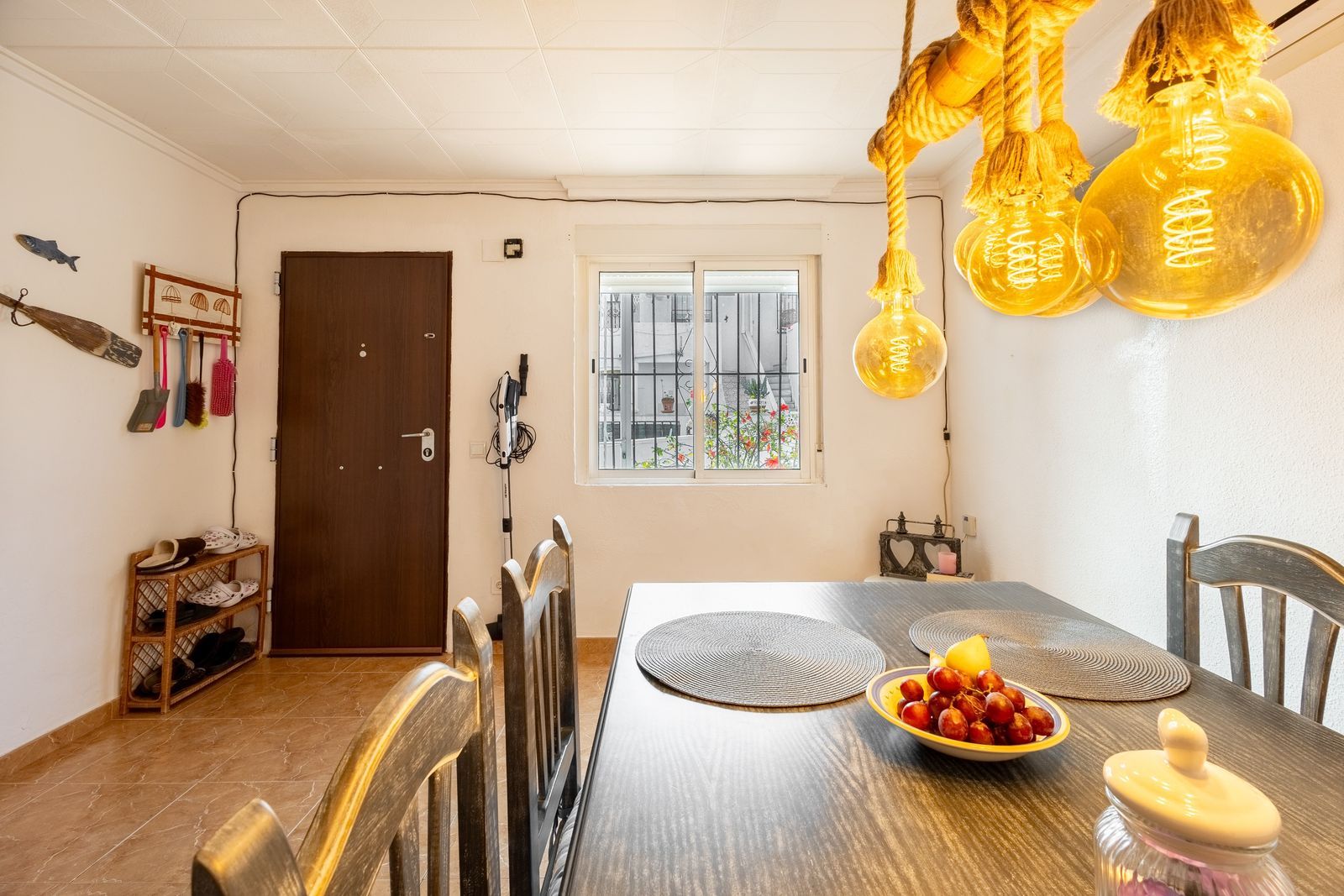 Apartment in Torrevieja, Alicante, Spain 60 sq.m. No. 183075