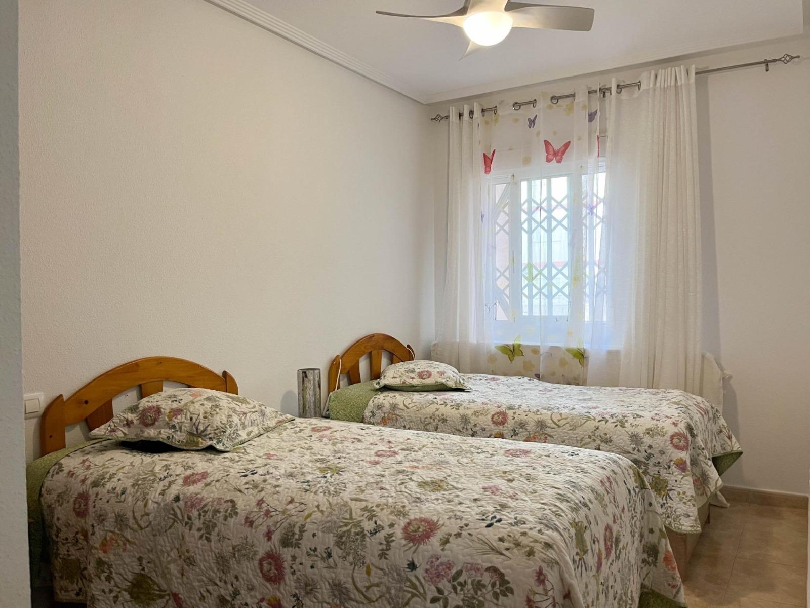 Appartamento a Torrevieja, Alicante, Spagna 1 camera da letto, 52 mq. N° 183080