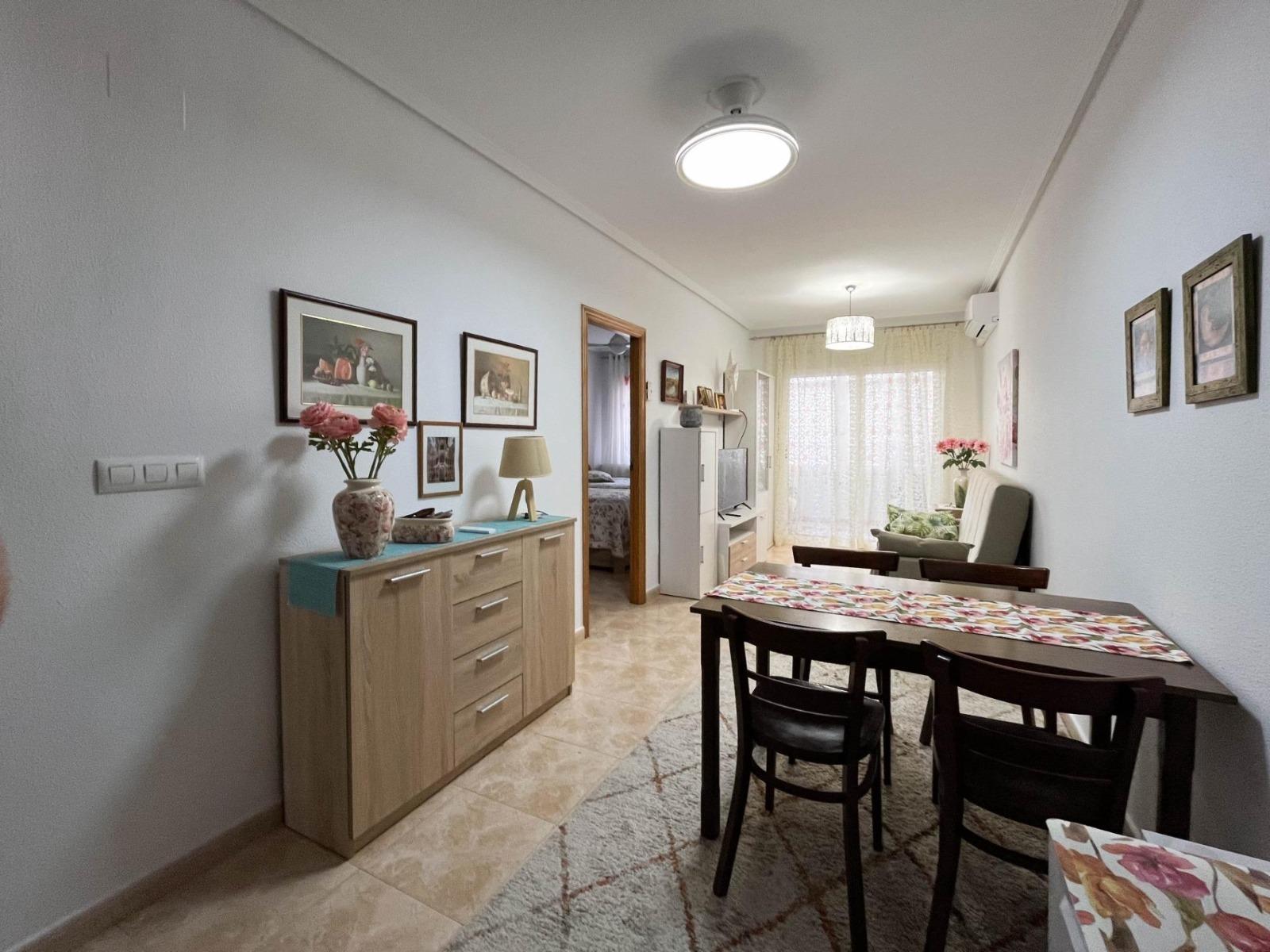 Appartamento a Torrevieja, Alicante, Spagna 1 camera da letto, 52 mq. N° 183080