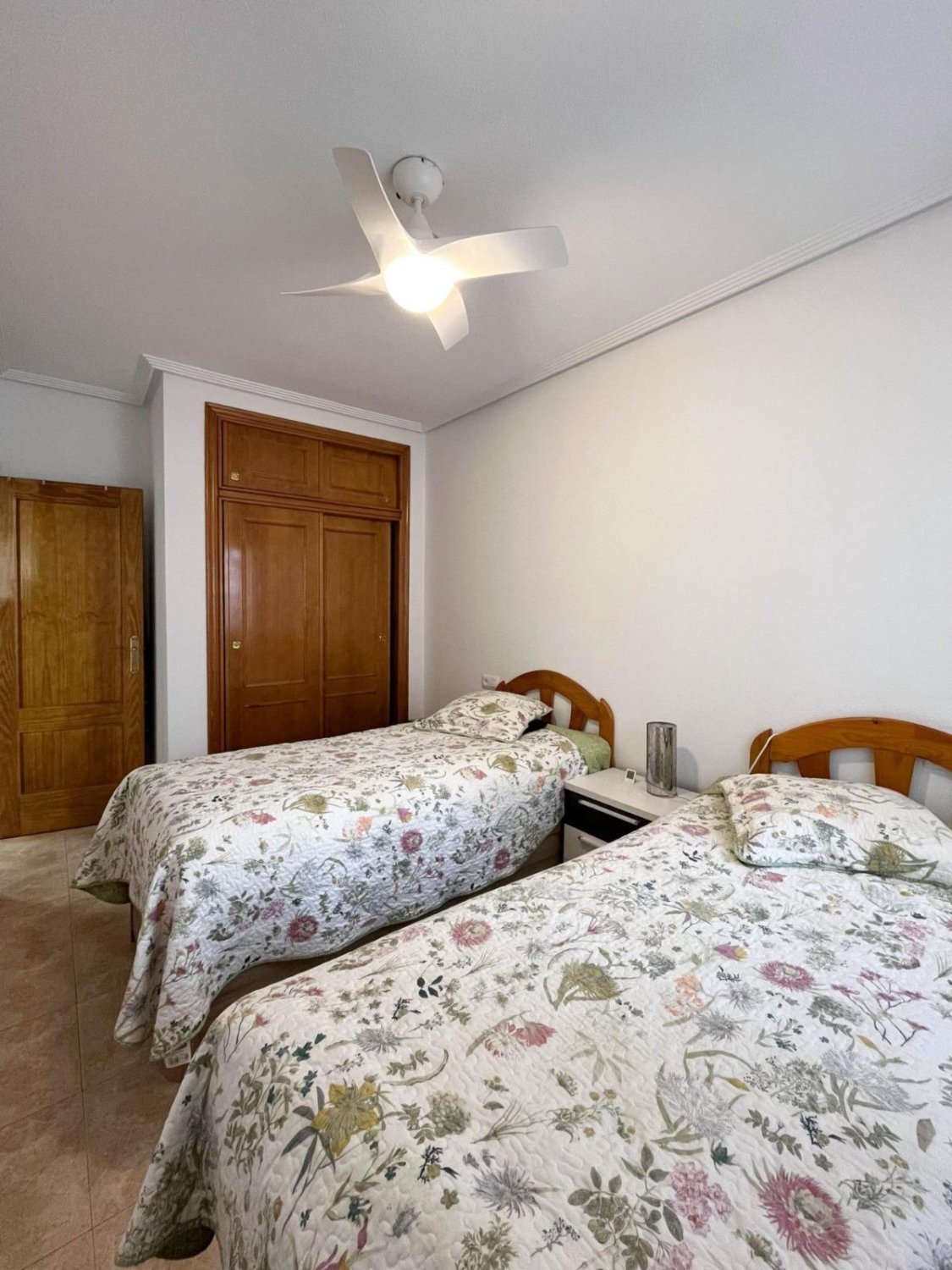 Appartamento a Torrevieja, Alicante, Spagna 1 camera da letto, 52 mq. N° 183080