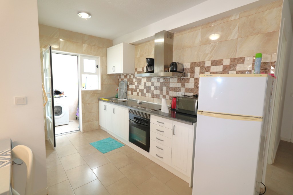 Apartamento en Torrevieja, Alicante, España 3 dormitorios, 80 m2 No. 145333