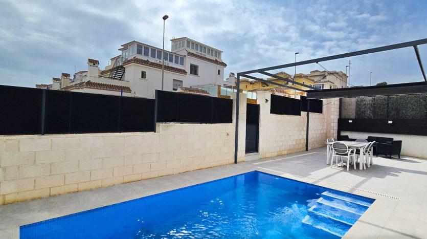 Villa Alicante, Spānijā 3 istabas, 100 m2 Nr. 145335