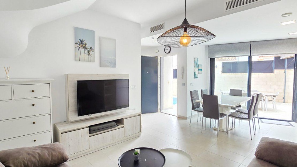 Villa Alicante, Spānijā 3 istabas, 100 m2 Nr. 145335