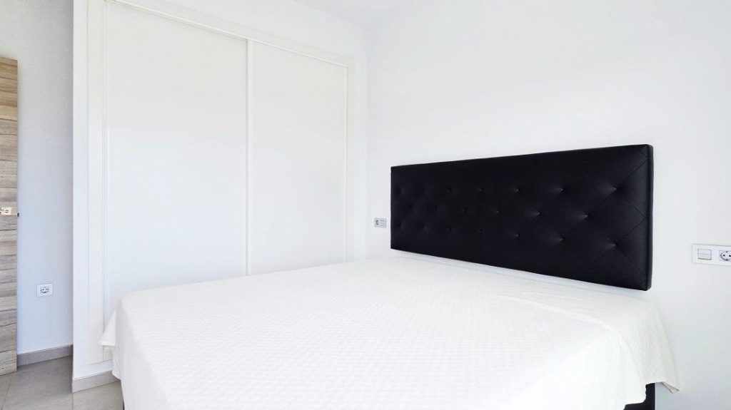 Villa Alicante, Spānijā 3 istabas, 100 m2 Nr. 145335