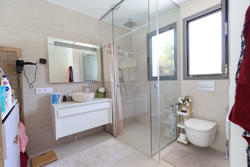 Villa in Campoamor, Alicante, Spanien 4 Schlafzimmer, 272 m2 Nr. 145334