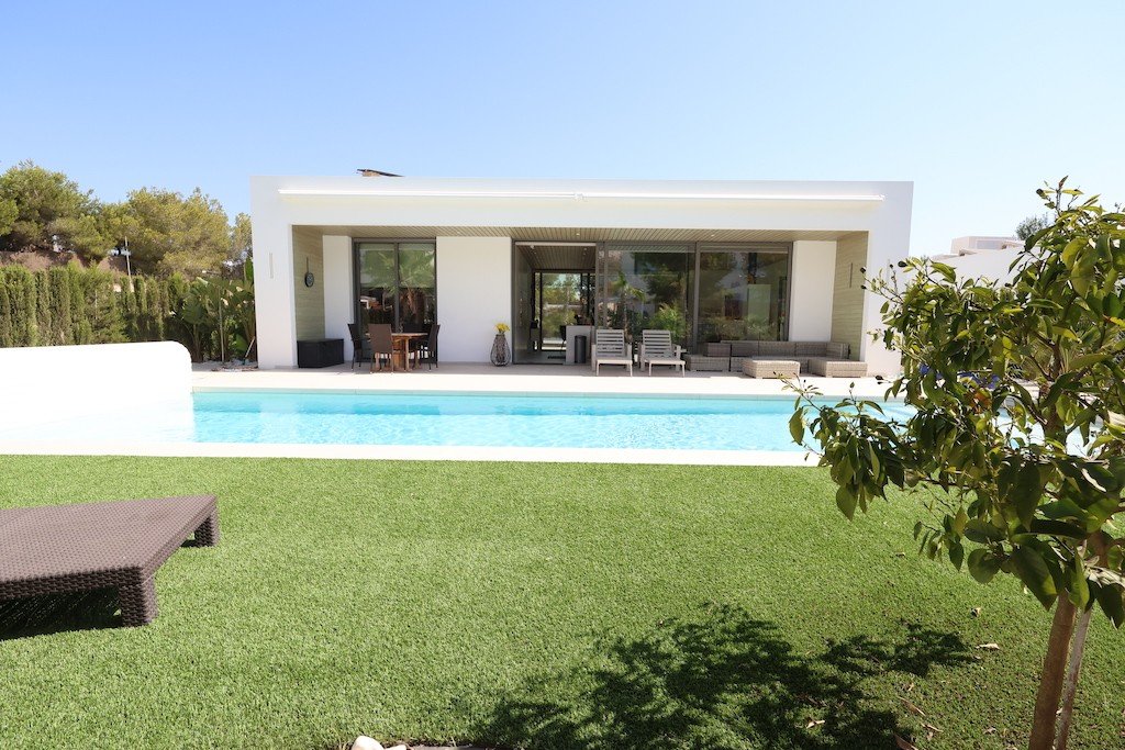 Villa in Campoamor, Alicante, Spanien 4 Schlafzimmer, 272 m2 Nr. 145334
