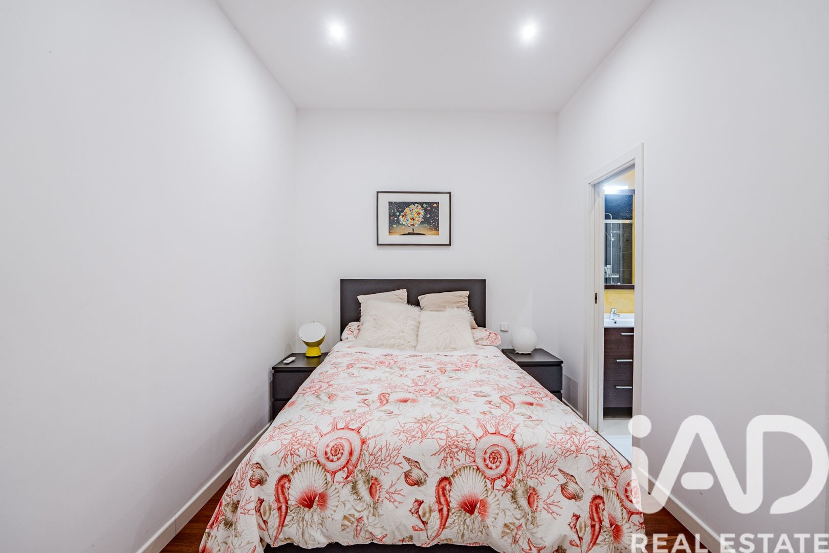 Apartamento en Madrid, España 2 dormitorios, 131 m2 No. 192231