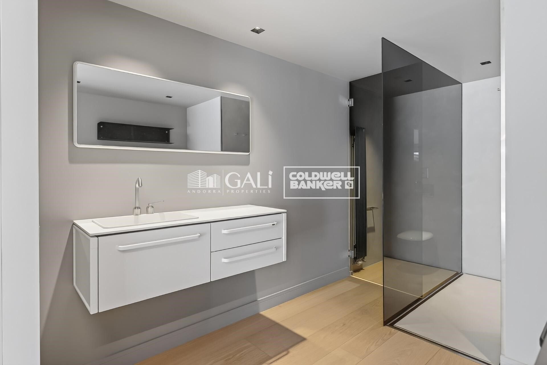 Penthauss Principado De Andorra (Ninguna Poblacion Tiene C.P.), Lleida, Spānijā 4 istabas, 318 m2 Nr. 156677