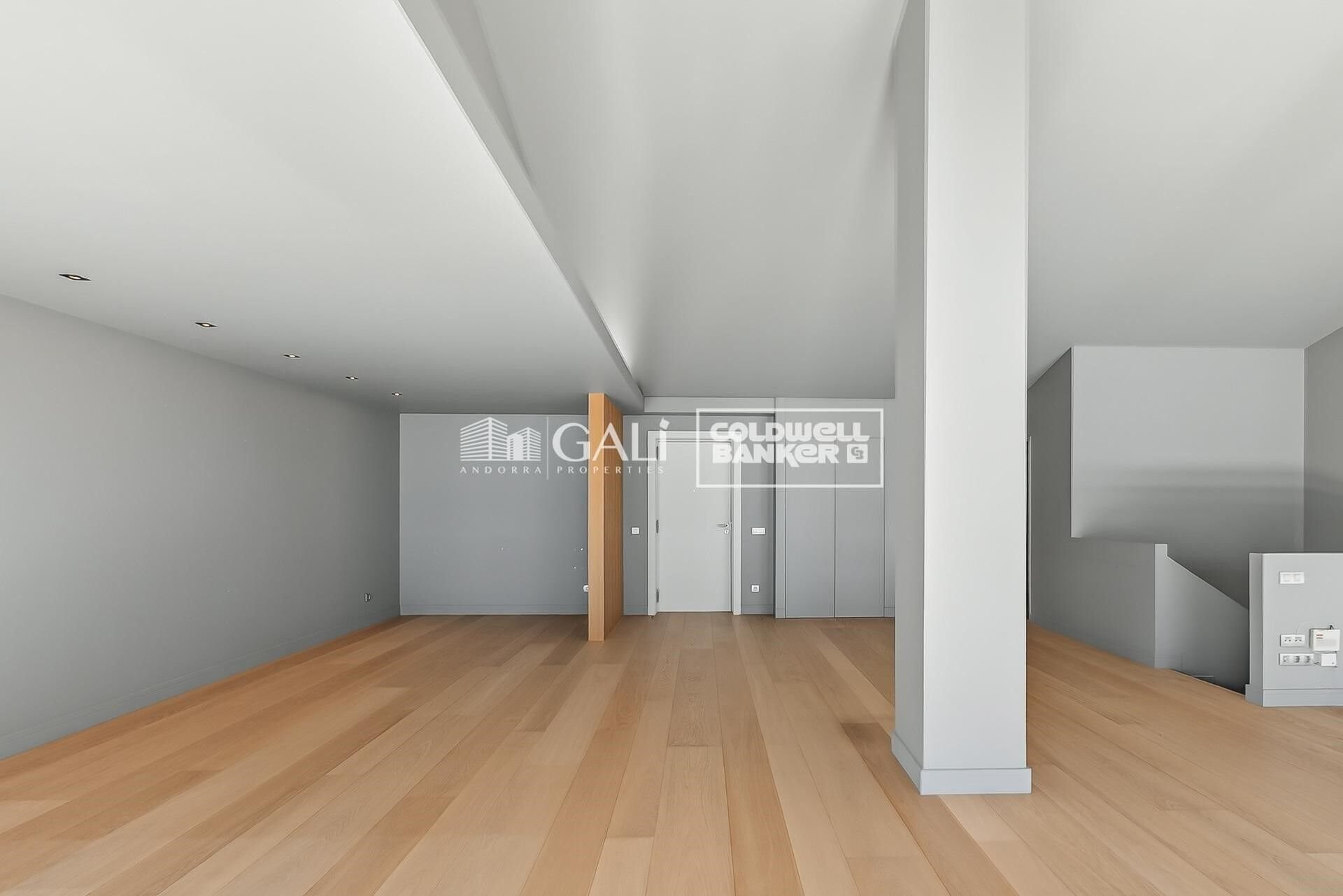 Penthauss Principado De Andorra (Ninguna Poblacion Tiene C.P.), Lleida, Spānijā 4 istabas, 318 m2 Nr. 156677