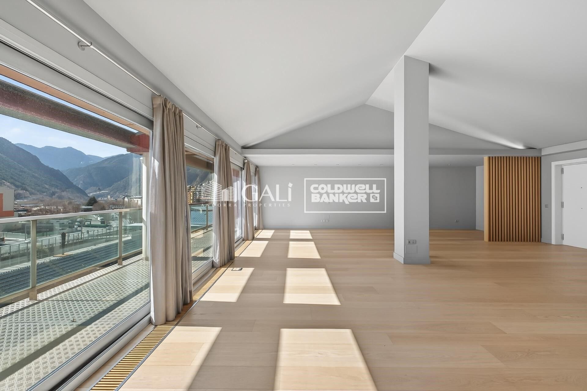 Penthauss Principado De Andorra (Ninguna Poblacion Tiene C.P.), Lleida, Spānijā 4 istabas, 318 m2 Nr. 156677
