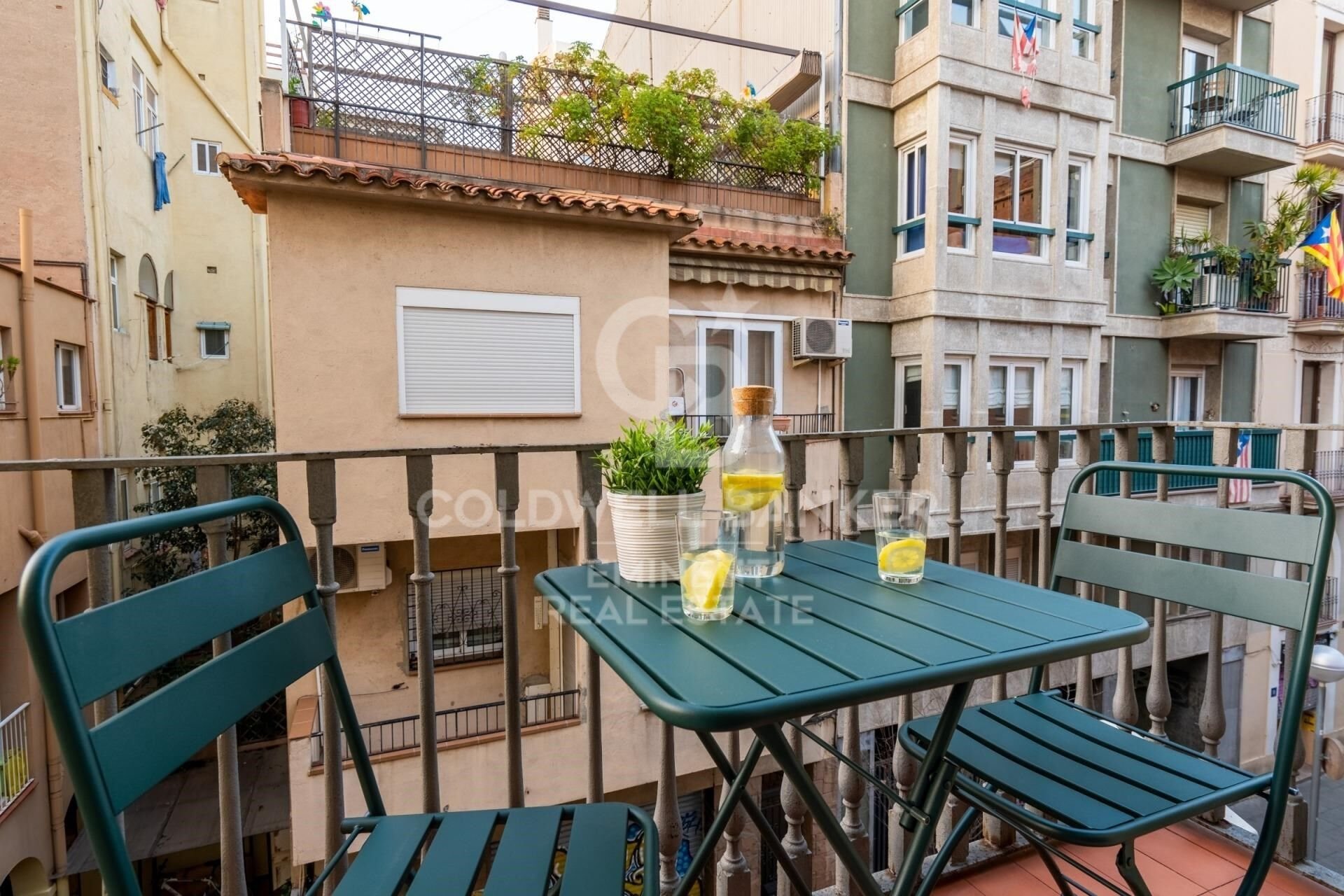 Apartament w Barcelona, Hiszpania 2 sypialnie, 50 mkw. nr 156680