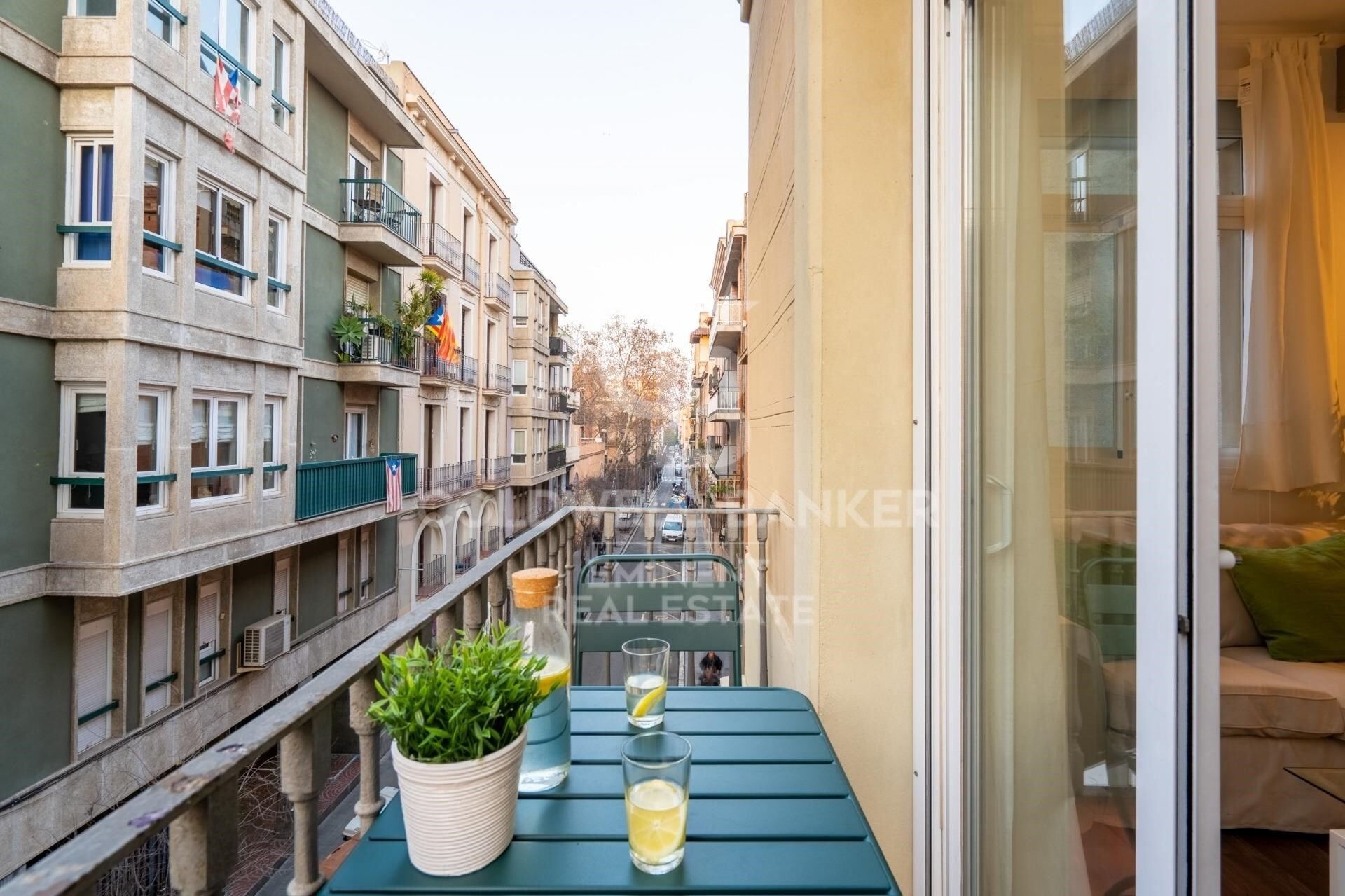 Apartament w Barcelona, Hiszpania 2 sypialnie, 50 mkw. nr 156680