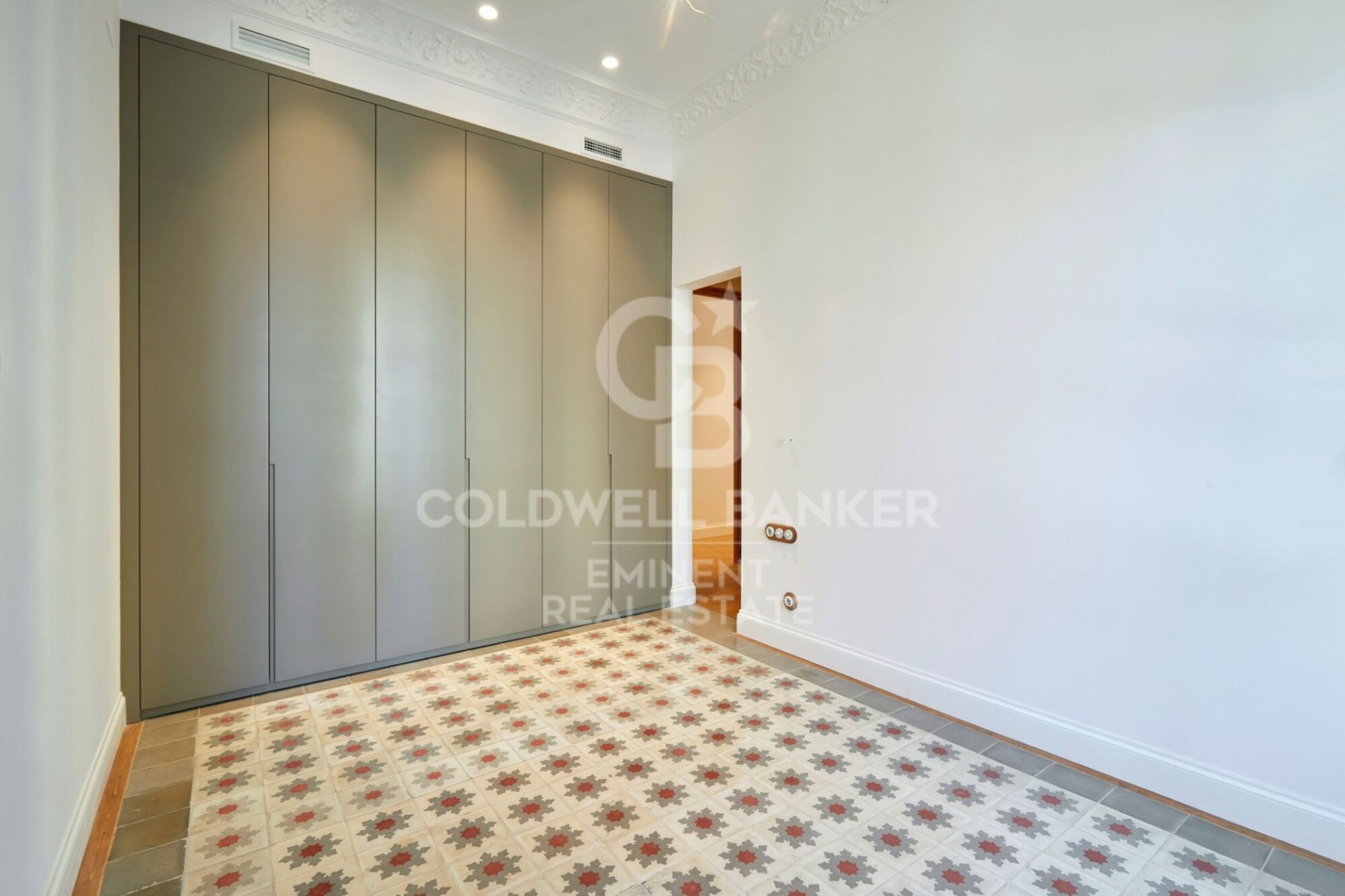 Huoneisto Barcelona, Espanja 3 makuuhuonetta, 209 m2 No. 156681