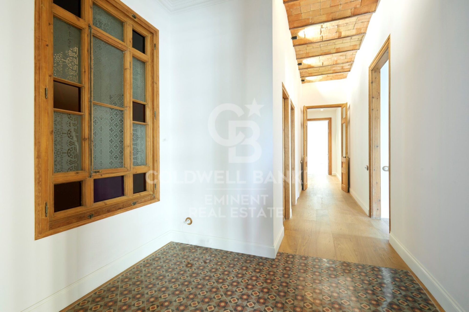 Huoneisto Barcelona, Espanja 3 makuuhuonetta, 209 m2 No. 156681