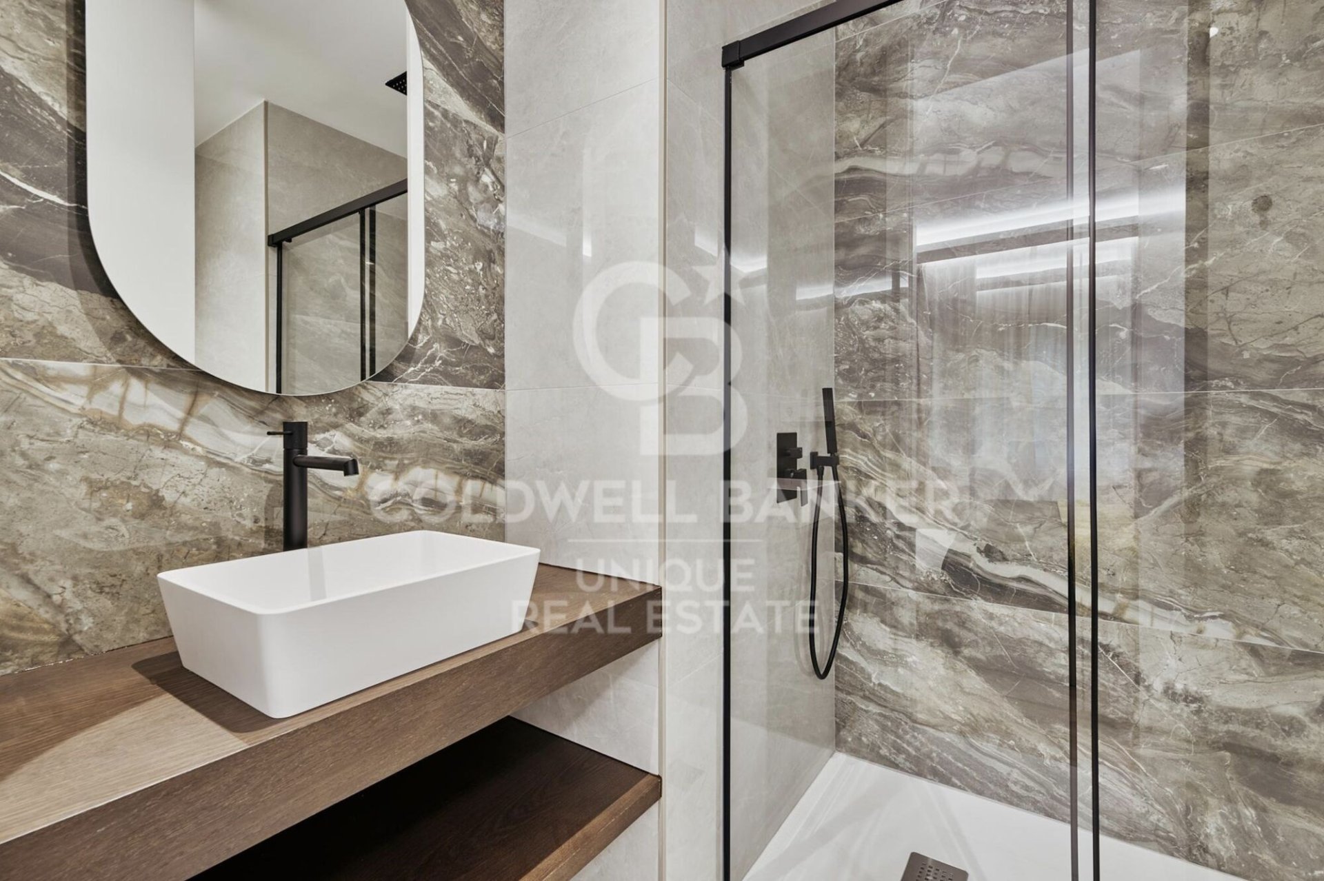 Apartamento en Madrid, España 3 dormitorios, 136 m2 No. 156679