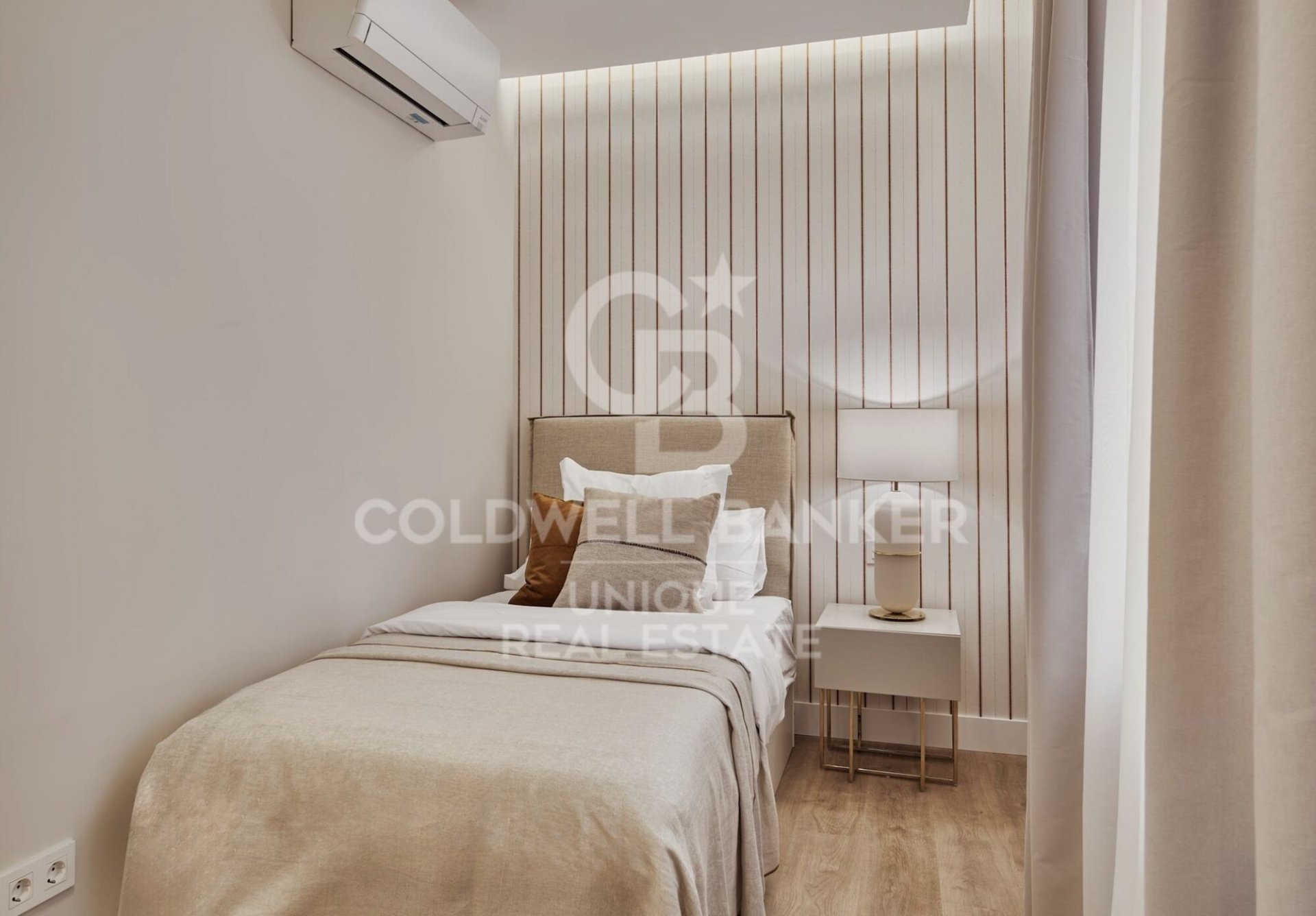 Apartamento en Madrid, España 3 dormitorios, 136 m2 No. 156679