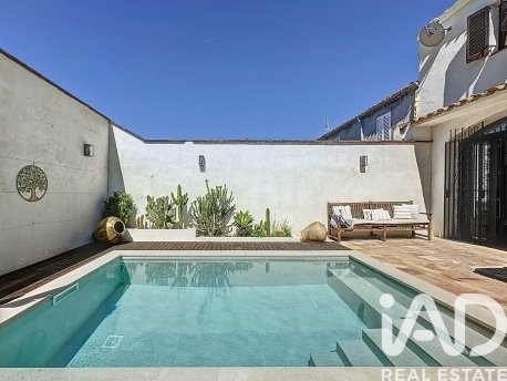 Villa i Llorenc Del Penedes, Tarragona, Spanien 4 sovrum, 200 kvm. Nr. 172718