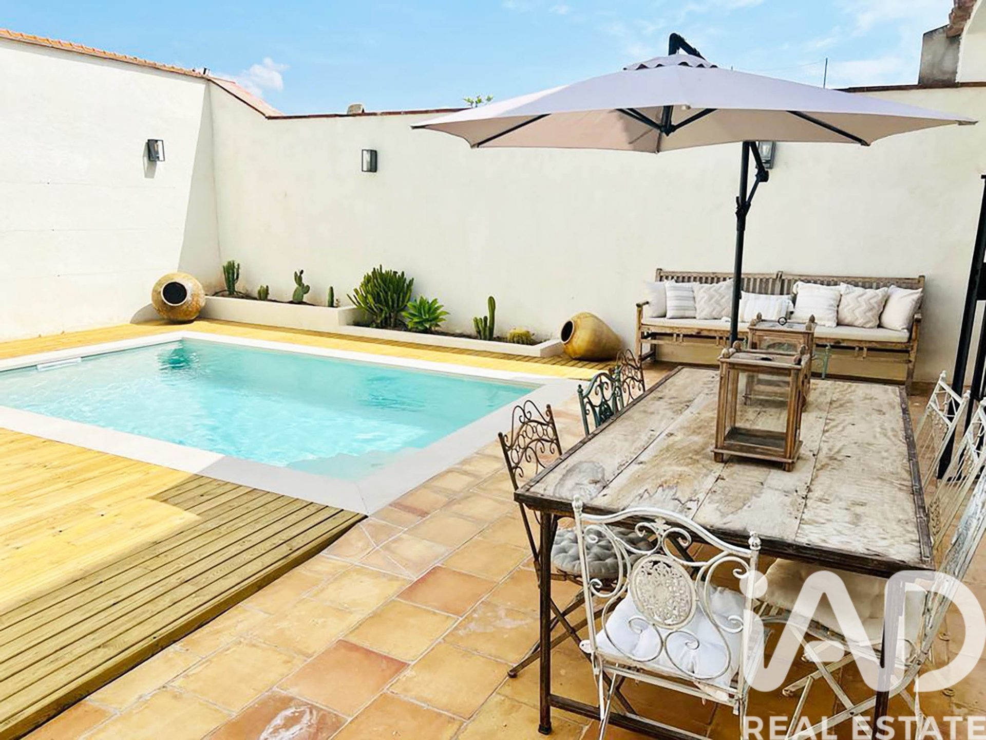 Villa i Llorenc Del Penedes, Tarragona, Spanien 4 sovrum, 200 kvm. Nr. 172718