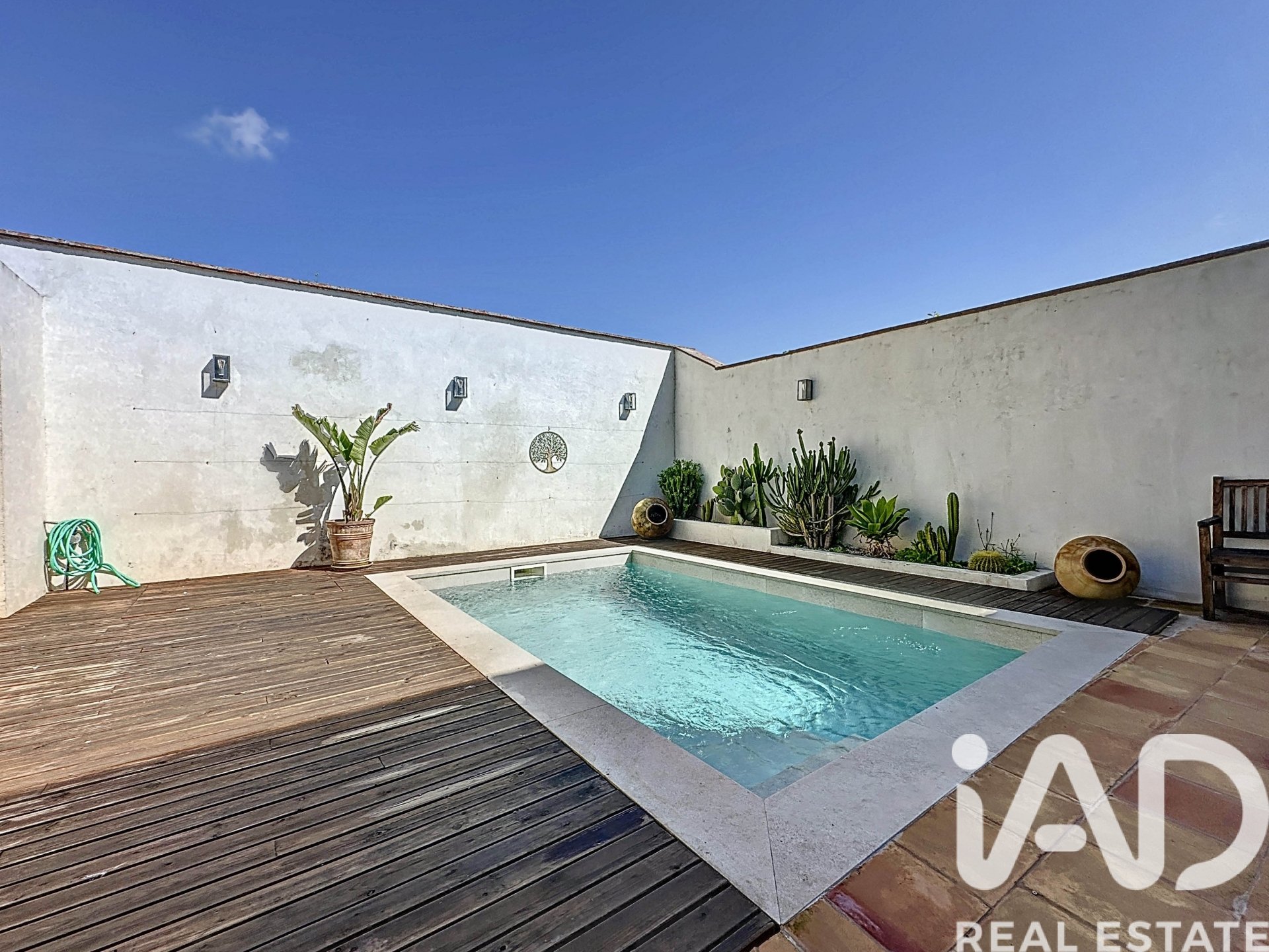 Villa i Llorenc Del Penedes, Tarragona, Spanien 4 sovrum, 200 kvm. Nr. 172718