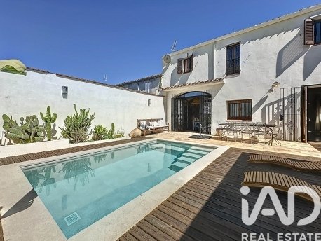 Villa i Llorenc Del Penedes, Tarragona, Spanien 4 sovrum, 200 kvm. Nr. 172718