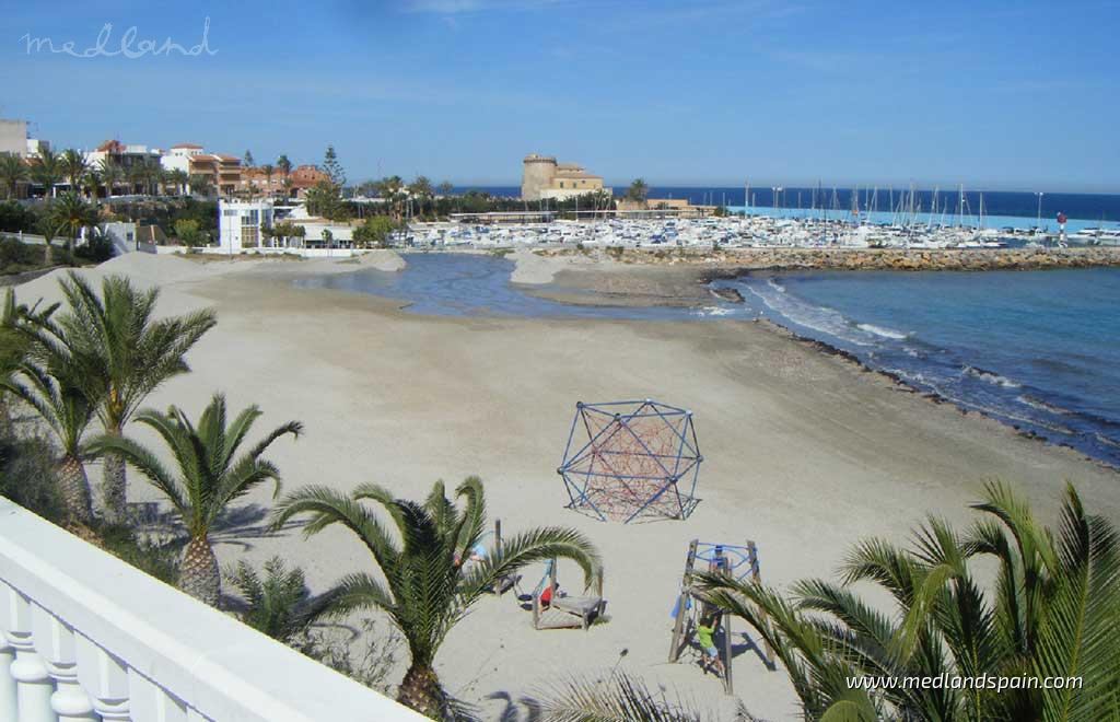 Huoneisto Pilar de la Horadada, Alicante, Espanja 2 makuuhuonetta, 88 m2 No. 149374