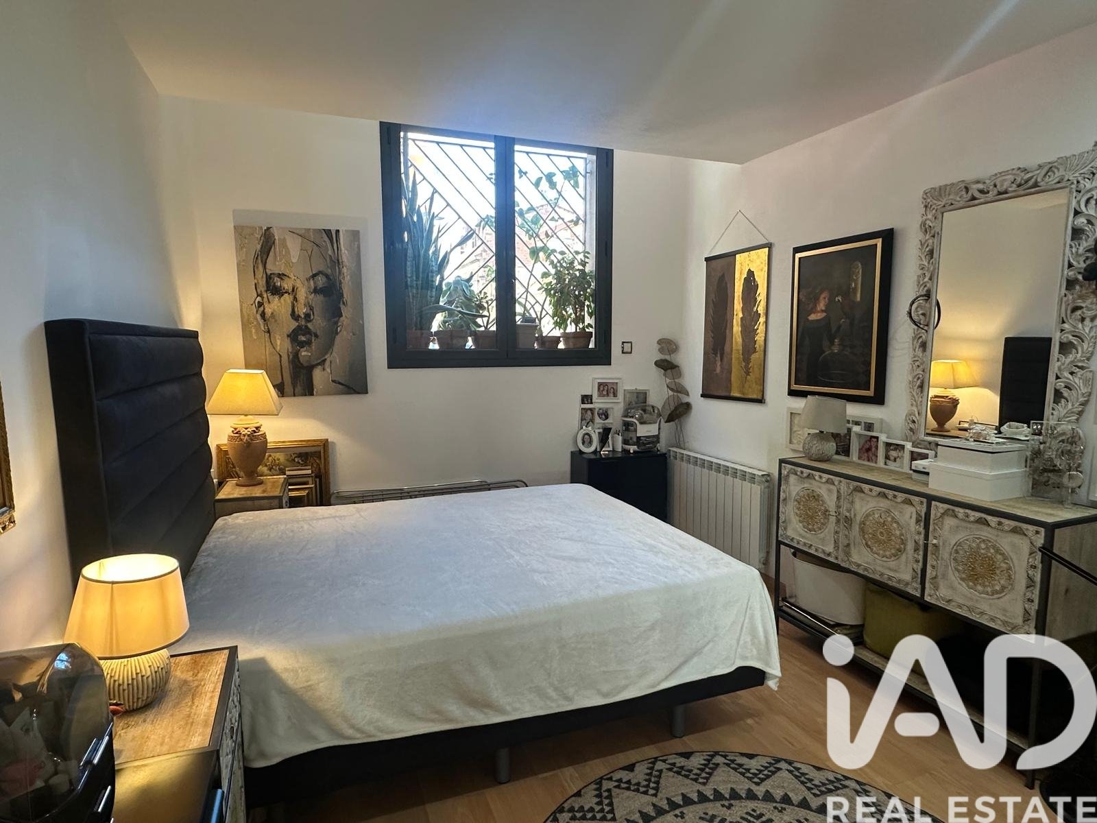 Tvåvåningslägenhet i Barcelona, Spanien 2 sovrum, 79 kvm. Nr. 173303