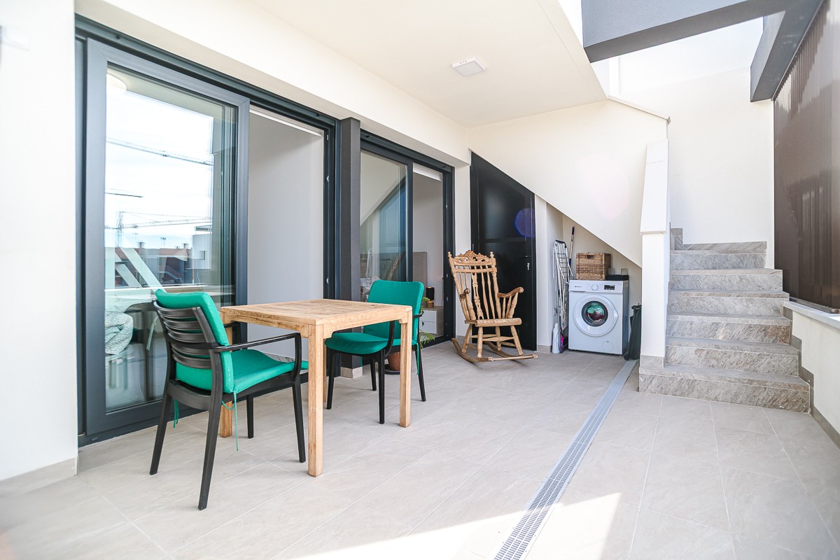 Apartamento en Alicante, España 2 dormitorios, 75 m2 No. 194738