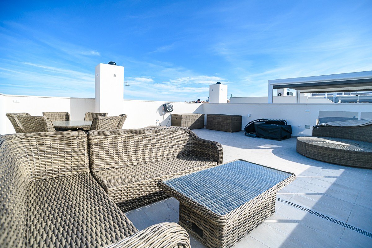 Apartamento en Alicante, España 2 dormitorios, 75 m2 No. 194738