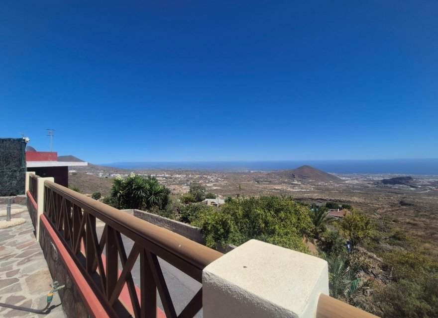Villa en El Roque, Tenerife, España 5 dormitorios, 450 m2 No. 194734