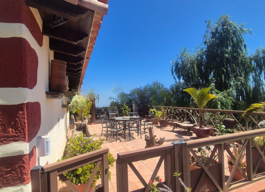Villa en El Roque, Tenerife, España 5 dormitorios, 450 m2 No. 194734