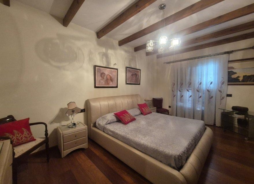 Villa en El Roque, Tenerife, España 5 dormitorios, 450 m2 No. 194734