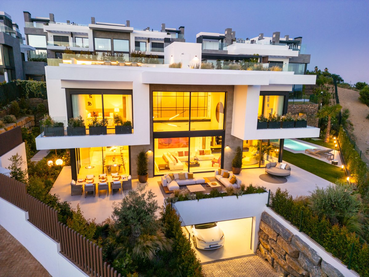 Villa i Marbella, Malaga, Spanien 8 sovrum, 983 kvm. Nr. 194737