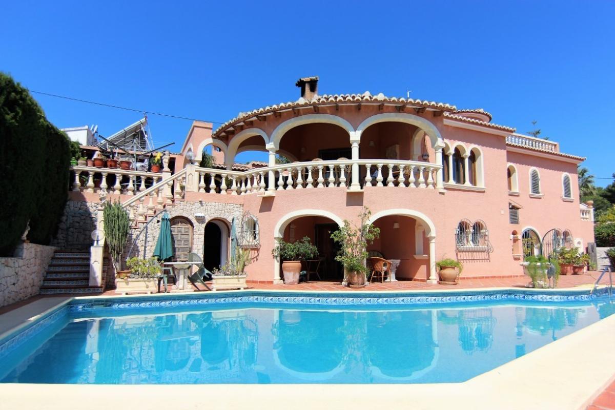 Villa in Benissa, Alicante, Spanien 8 Schlafzimmer, 392 m2 Nr. 80621