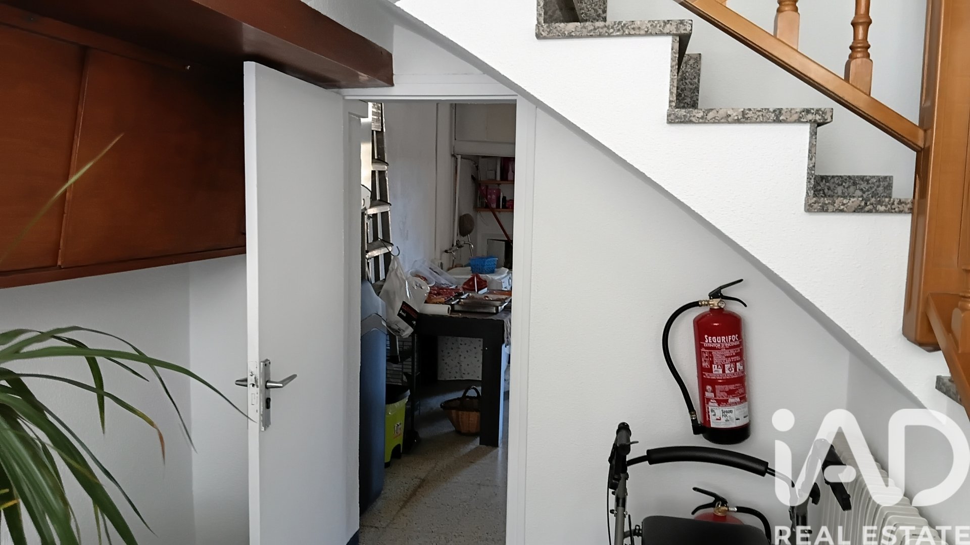 Villa i Olot, Girona, Spanien 522 kvm. Nr. 172579