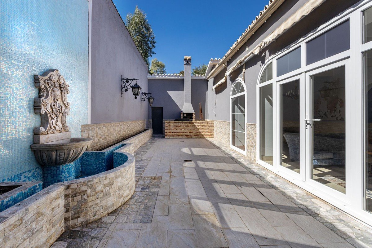 Villa in Benahavis, Malaga, Spanien 5 Schlafzimmer, 625 m2 Nr. 133960