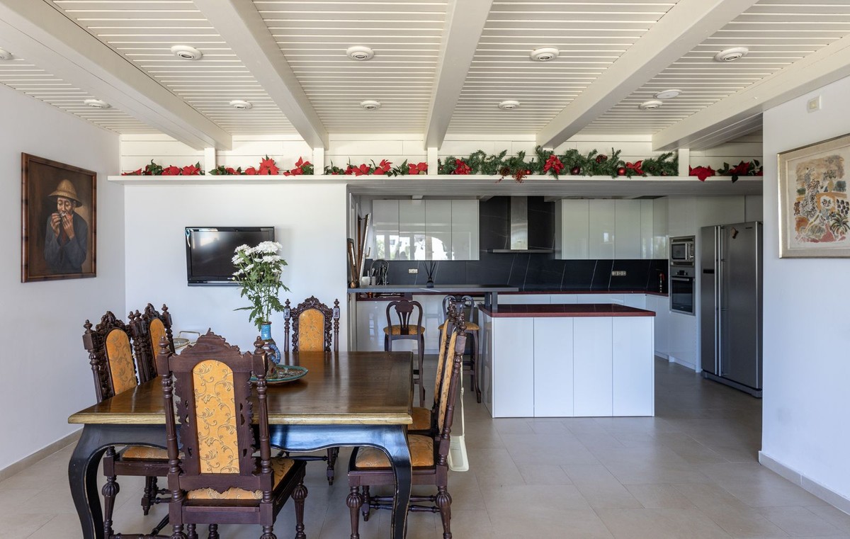 Villa in Benahavis, Malaga, Spanien 5 Schlafzimmer, 625 m2 Nr. 133960