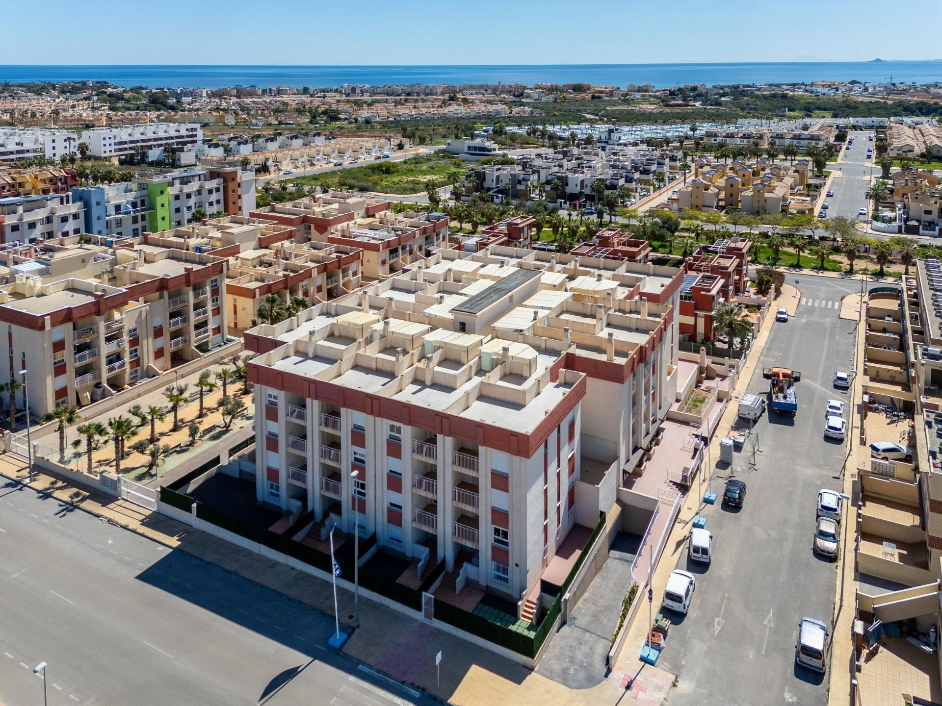 Huoneisto Cabo Roig, Alicante, Espanja 2 makuuhuonetta, 69 m2 No. 136708