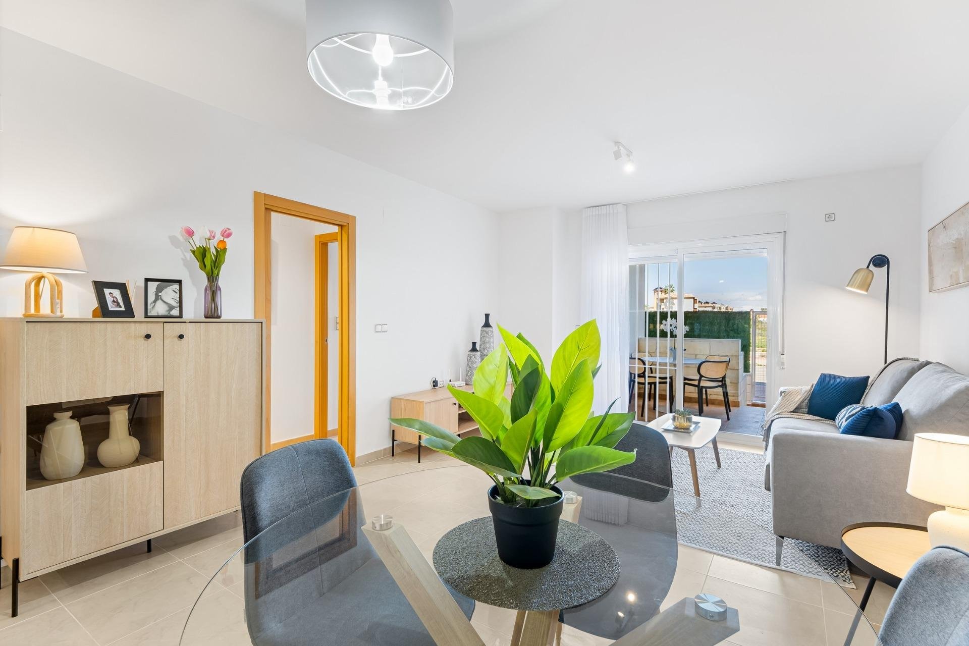 Huoneisto Cabo Roig, Alicante, Espanja 2 makuuhuonetta, 69 m2 No. 136708