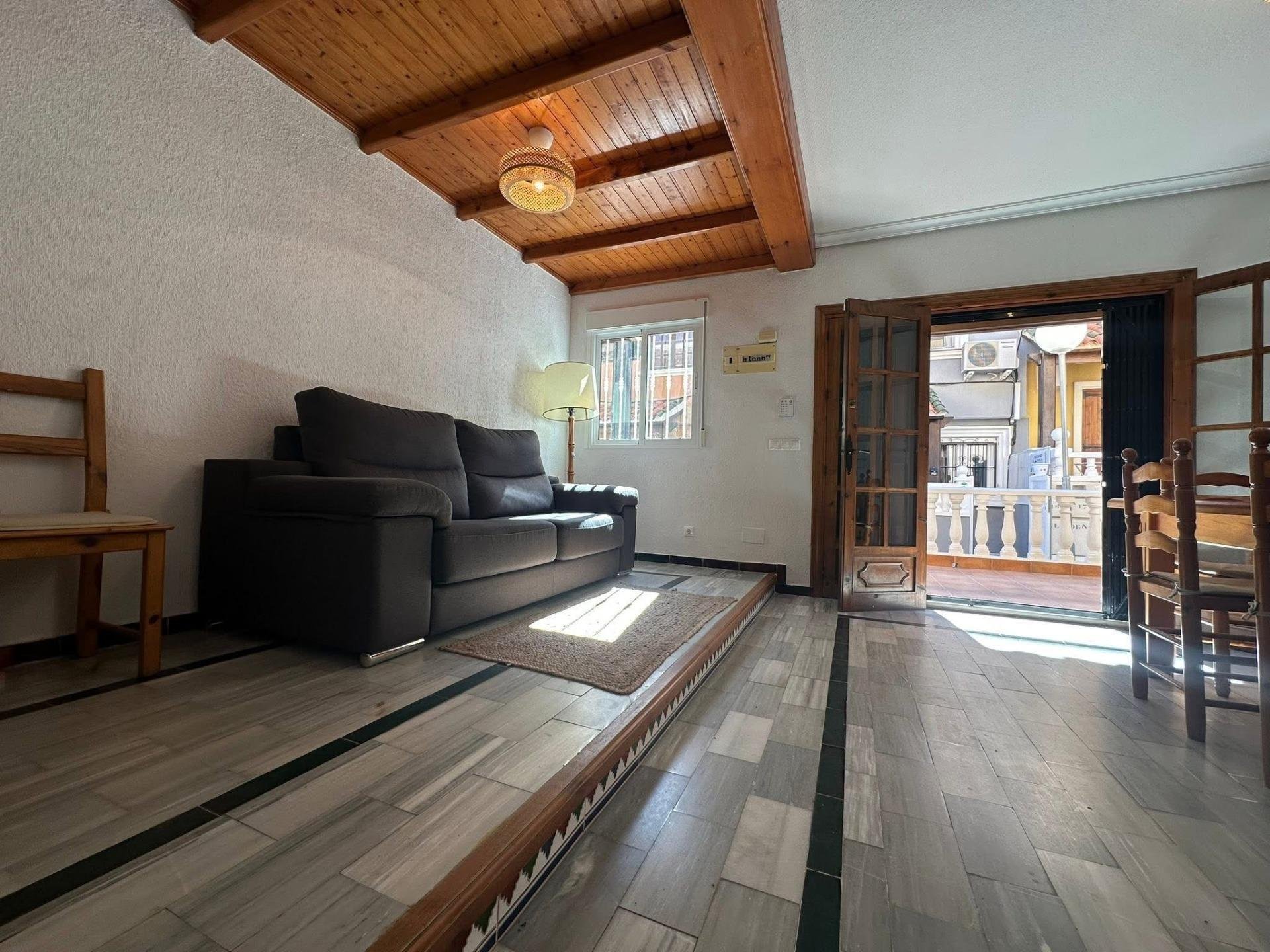 Townhouse à Cabo Cervera-Playa la Mata, Alicante, Espagne 2 chambres, 75 m2 No. 189407