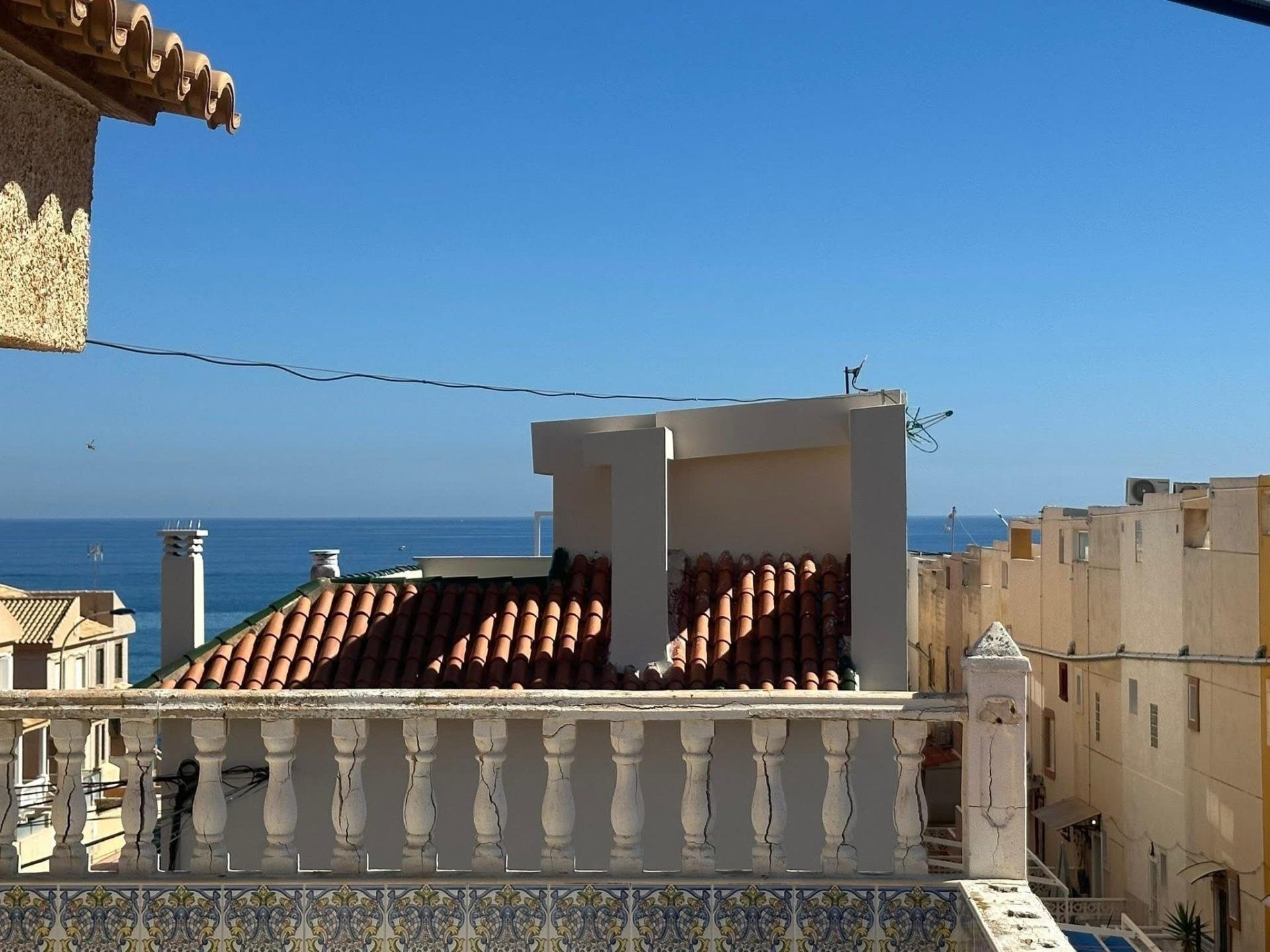 Townhouse à Cabo Cervera-Playa la Mata, Alicante, Espagne 2 chambres, 75 m2 No. 189407