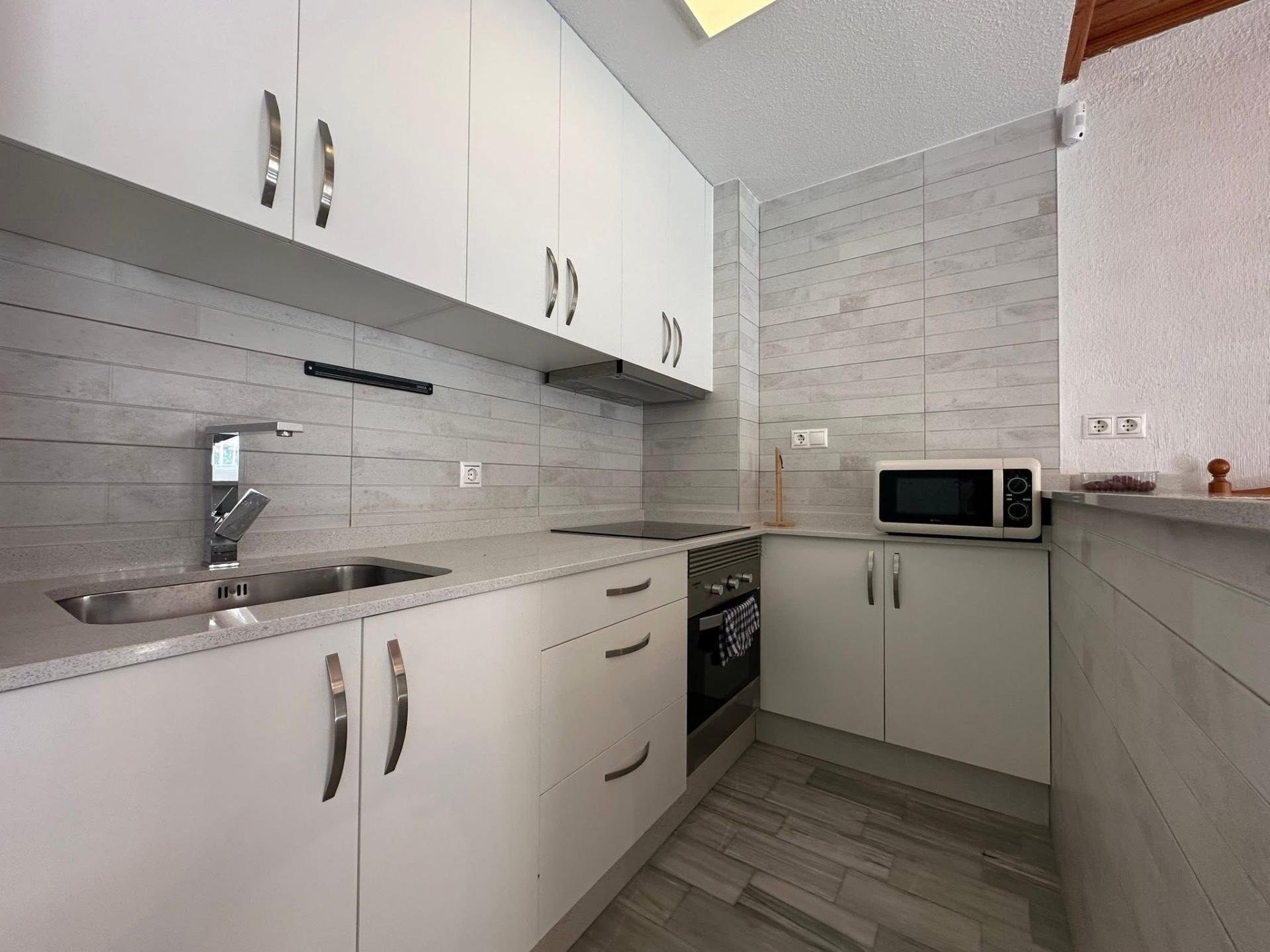Townhouse à Cabo Cervera-Playa la Mata, Alicante, Espagne 2 chambres, 75 m2 No. 189407