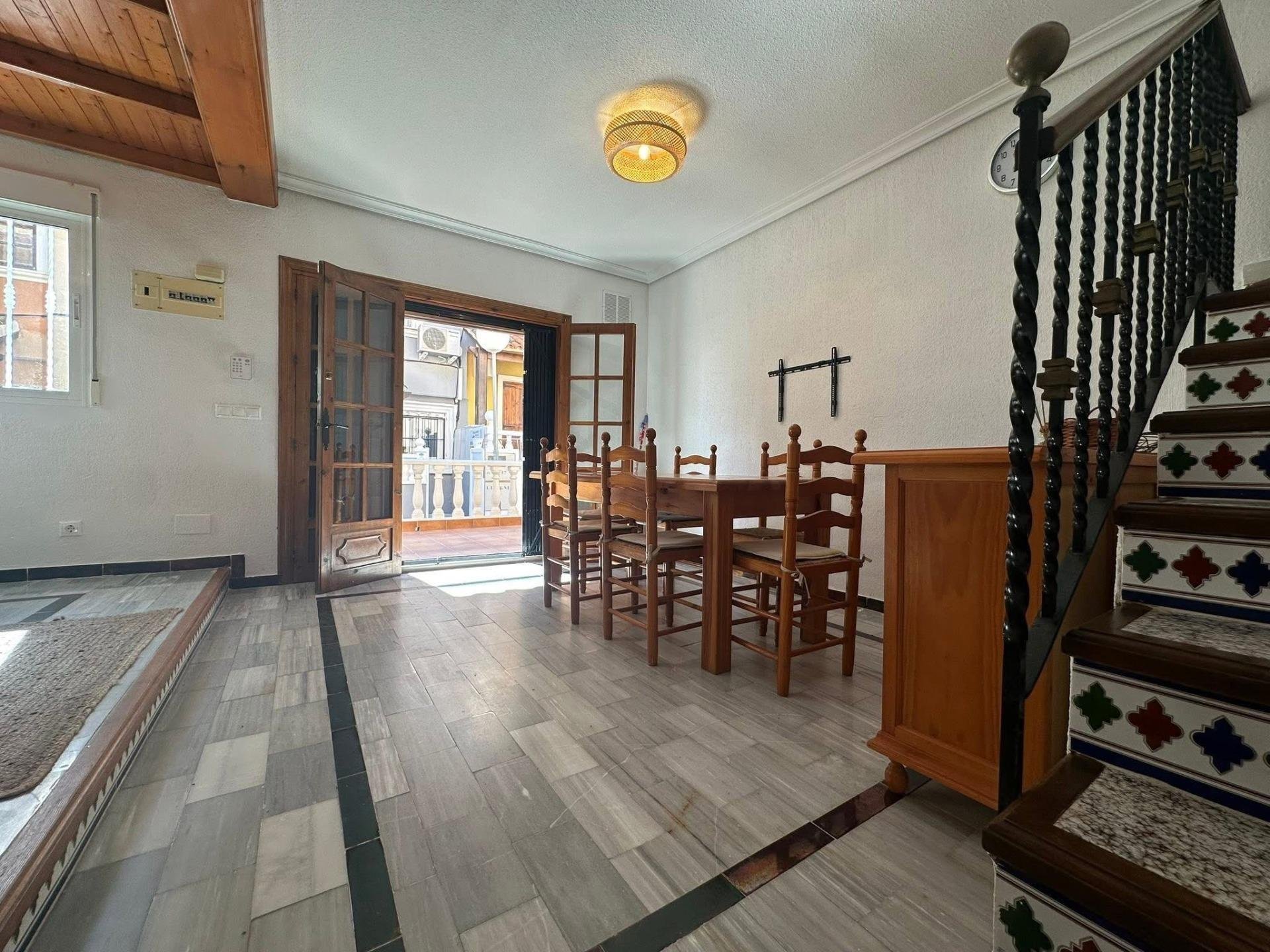 Townhouse à Cabo Cervera-Playa la Mata, Alicante, Espagne 2 chambres, 75 m2 No. 189407