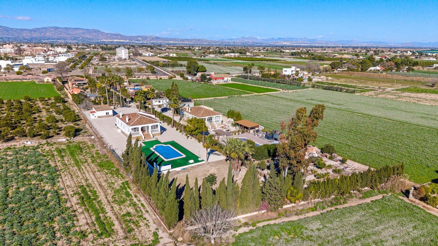 Finca in Dolores, Alicante, Spain 4 bedrooms, 222 sq.m. No. 155366
